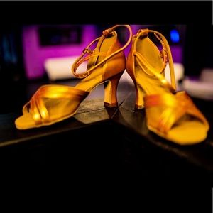 Very Fine Latin Dance Shoes S9204